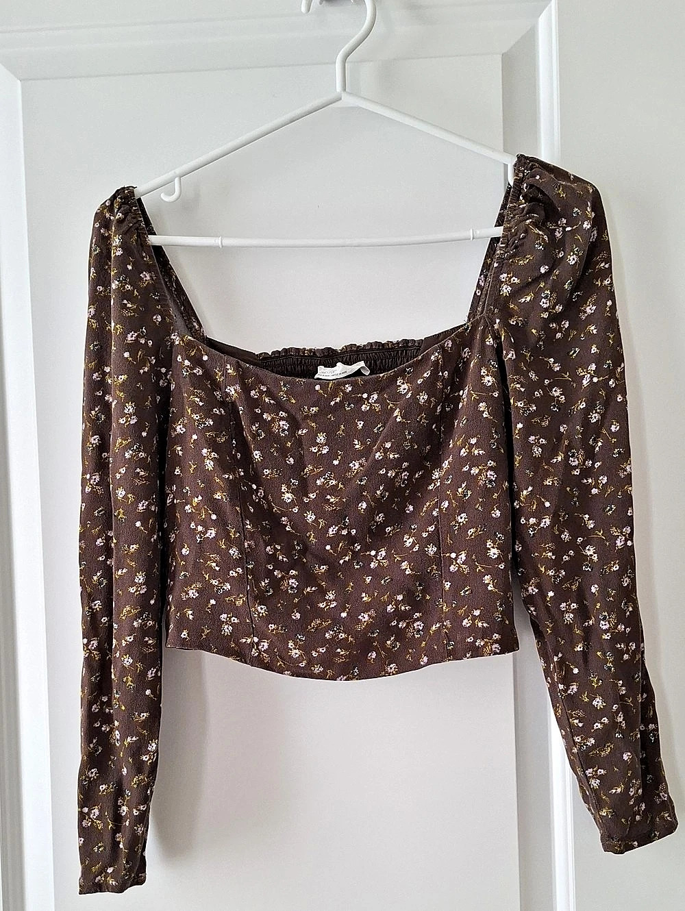Oak + Fort Floral Cropped Top in Brown Size Small Like New